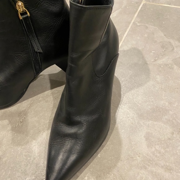 MIC HAA BOOTIES SIZE 6 - Picture 2 of 4